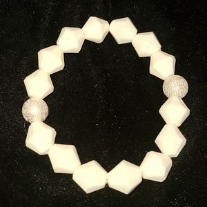 Cream Octo Beaded Bracelet NWOT